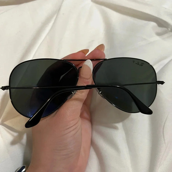 Ray Bans Aviator Large Metal-Black/G-15 Green Polarized Glasses - Picture 4 of 9